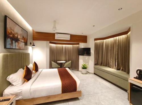 Mayo Suites