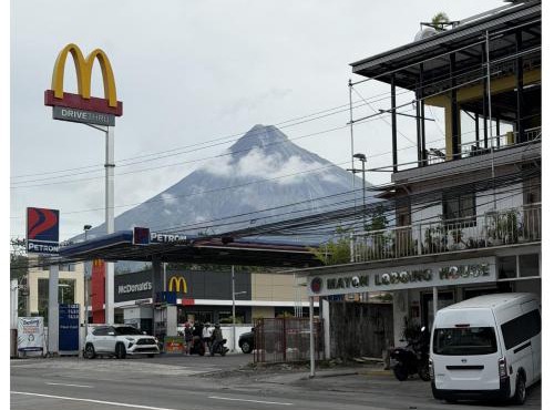 Mayon Lodging House
