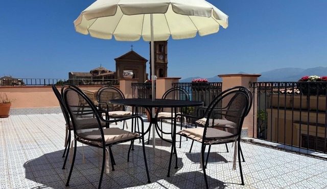 Mazzini Holiday House, Amazing Rooftop