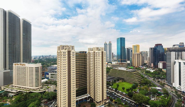MCollection - Ortigas CBD Near Business & Shopping Hubs
