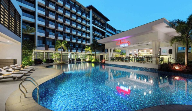 MCollection - Poolside Escape Near Boracay’s Iconic Keyhole