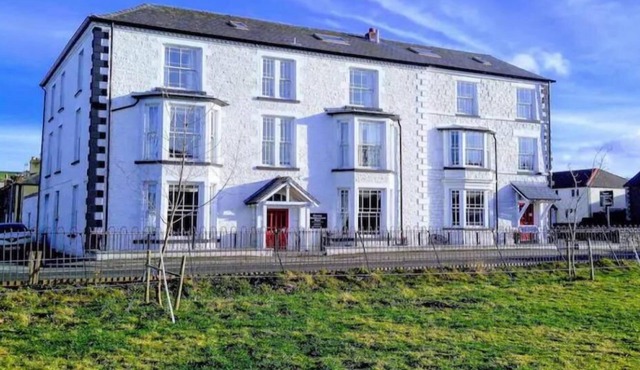 Meadowsweet Hotel