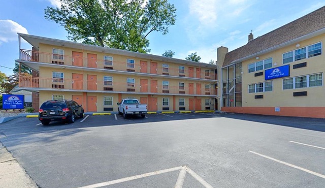 Media Inn & Suites