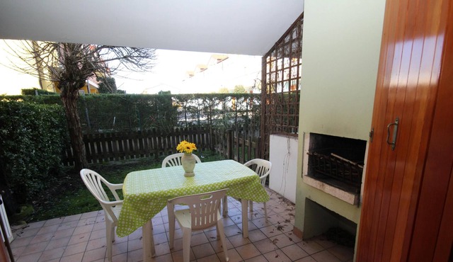 Mediterranean Village Terraced house with private garden