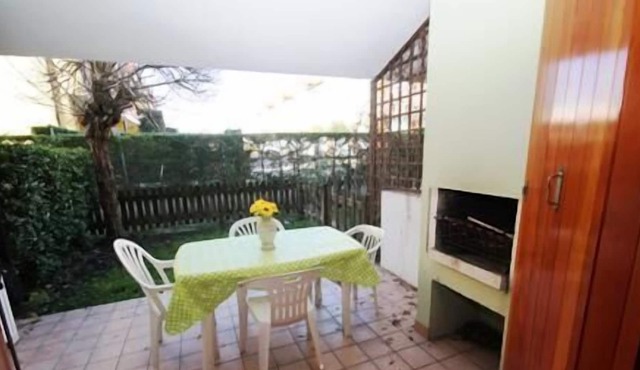 Mediterranean village terraced house with private garden