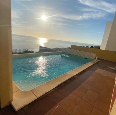 Mediterranean villa with pool and magnificent sea views and walks