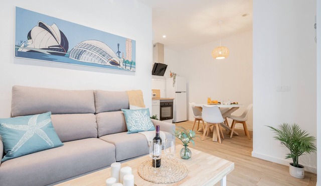 Mediterraneum. Flat E by Host Valencia