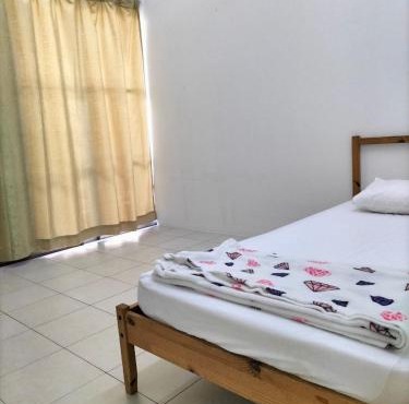 Medium Room shared bathroom Cengal Condominium