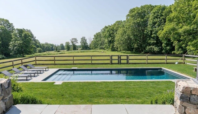 Meeker Hill House - Country Escape w/Heated Pool