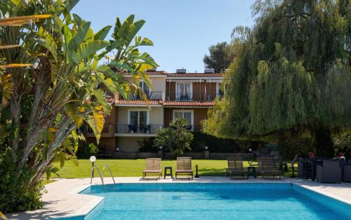 Megusta Apartments Selianitika - Poolside Escape