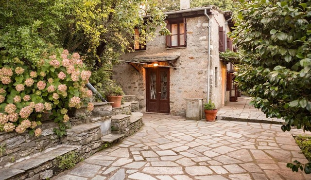 MELI Sea-view Cottage