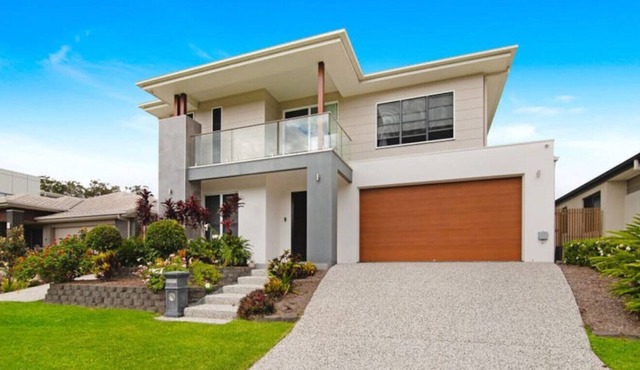 Melville · 5 brm Luxury Family Home, Close to Theme Parks, Golf Club, Beaches