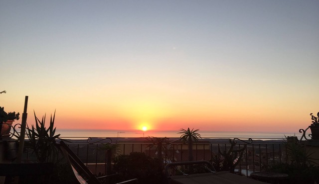 Memorable sunsets from the terraces of the house in the village of Cuglieri