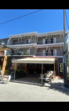 menidistudios