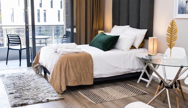 Menlyn Residence - Studio Apartment