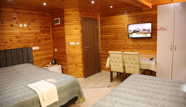 MENTES OTEL