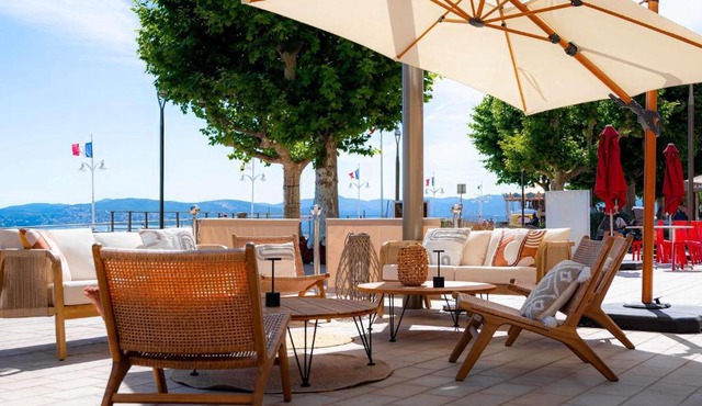 Mercure Saint Raphael Centre Plage