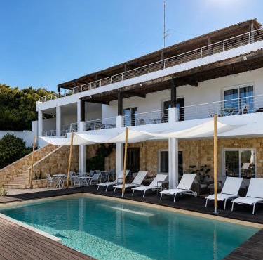 Mercury Beach Hotel