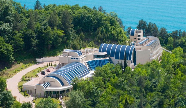 Mercury Resort