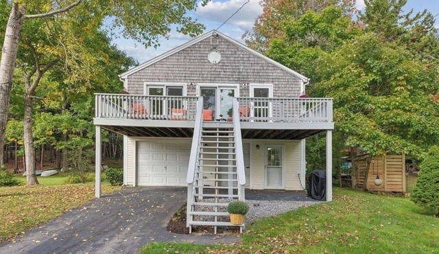Mere Point Coastal Cottage