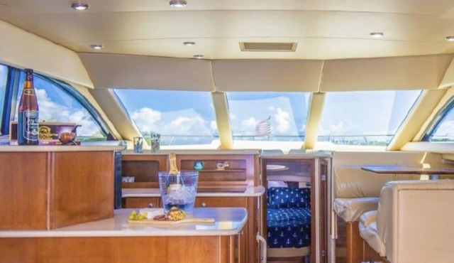 Meridian381bridge yacht in st.Augustine watch dolphin from your balcony or deck