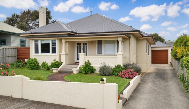 Merri Place