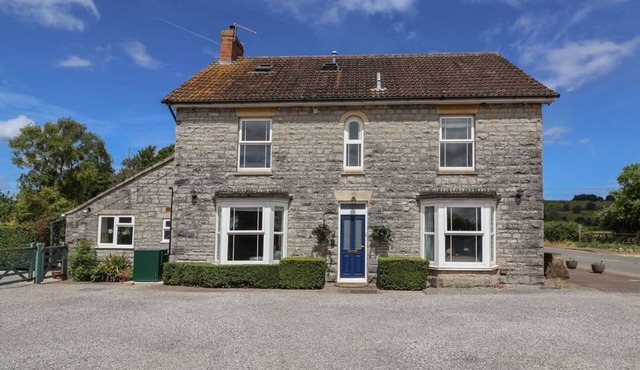 Metcalfe House, Compton Dundon