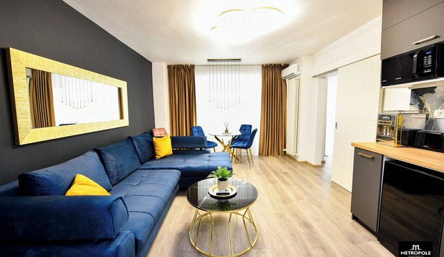 Metropole Apartments Central City