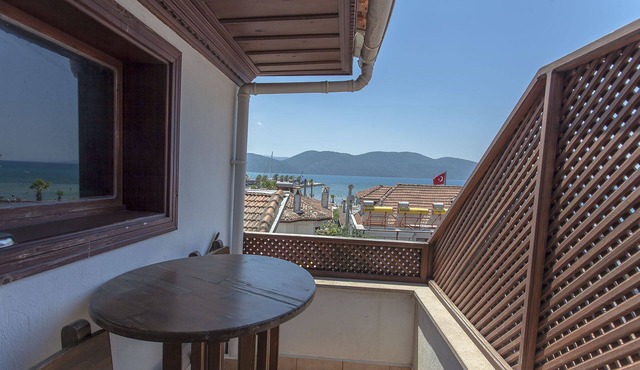 Mevsim Otel