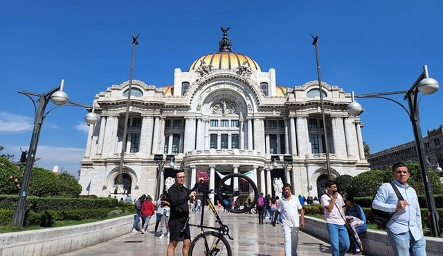 Mexico City Small-Group Bicycle Tour