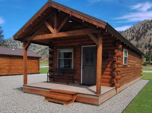 Micham's Clark Fork River Retreat - River Front, Mountain View, Fire Pit - Cabin 3