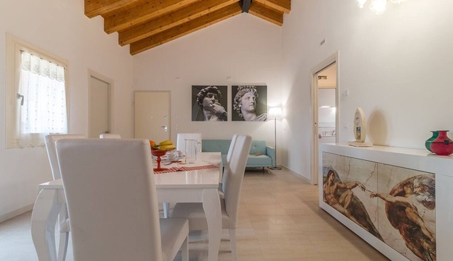 Michelangelo is a spacious and bright apartment
