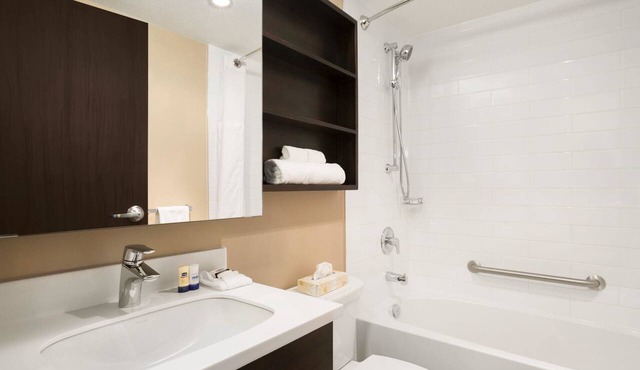 Microtel Inn & Suites by Wyndham Blackfalds Red Deer North