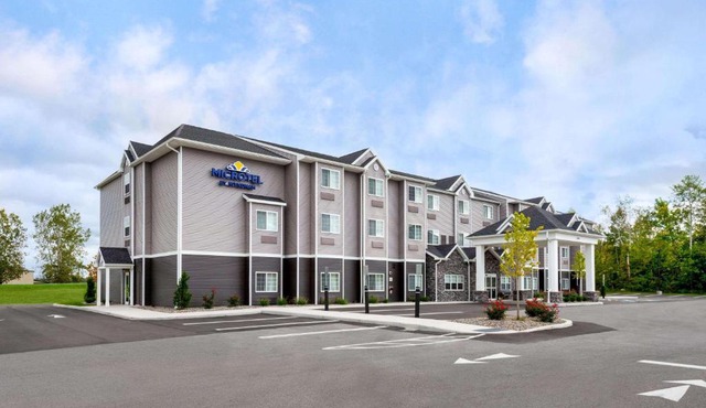 Microtel Inn & Suites by Wyndham Farmington