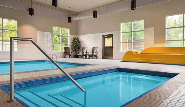 Microtel Inn & Suites By Wyndham Val-d Or