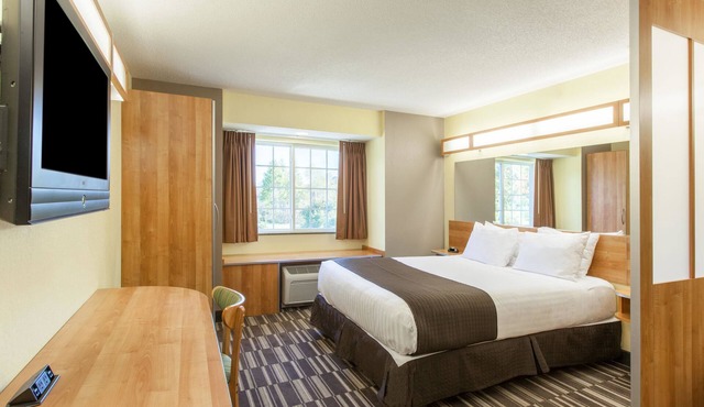 Microtel Inn & Suites by Wyndham Johnstown