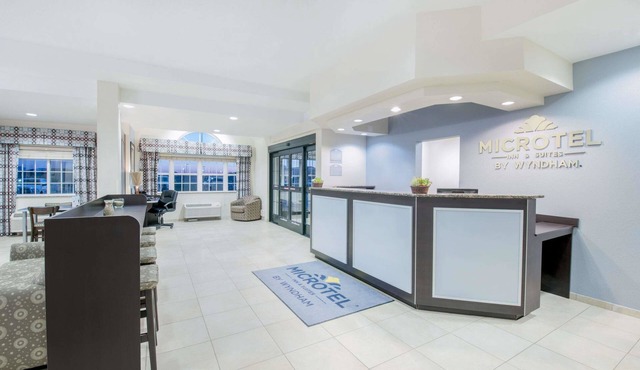 Microtel Inn & Suites by Wyndham Stanley