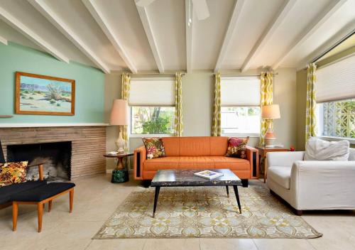 Mid-Century Modern in Enchanting Desert Garden