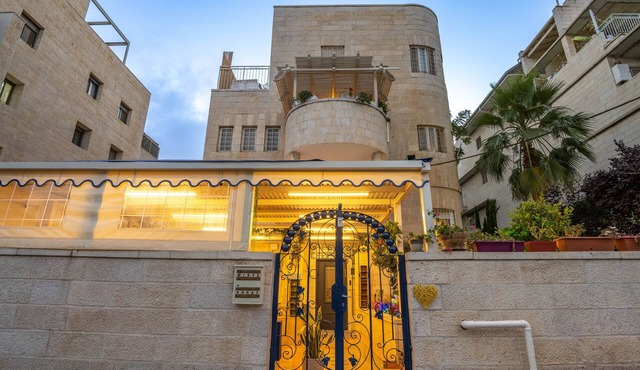 Mike's House Jerusalem