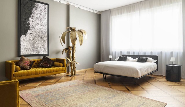 Milano Duomo Elegance Home - next to Duomo, shopping district, 6 guests