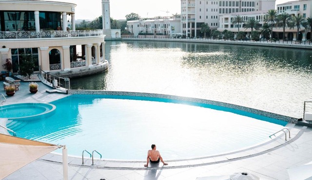 Millennium Lakeview Hotel