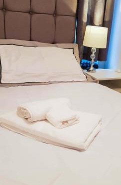 Mimi's Private Compact and Cozy Ensuite
