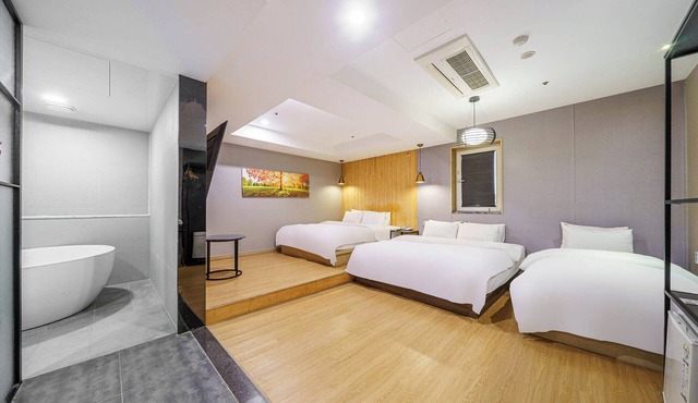 Mind Hotel