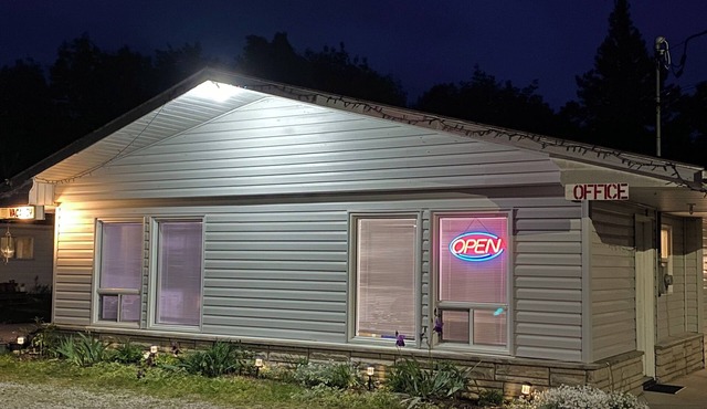 Mindemoya Motel