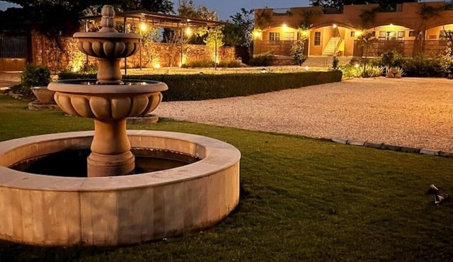 Minglanis Farm Jaipur - Plunge Pool & Pet Friendly