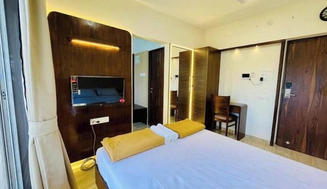 Mini Apartment with Kitchenette at Malad West