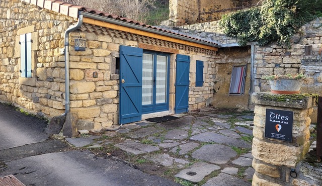 Mini Gite de 20 m2 Dans Village Auvergnat