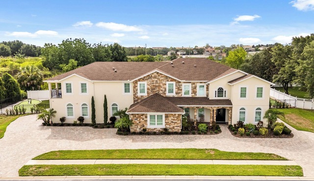 Mini Golf, Splash Pad, Indoor Playground, Movie Theatre & Summer Kitchen