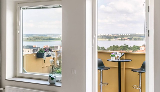 Mini Penthouse With Lake View & Beautiful Sunset