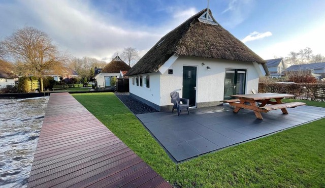Mini villa aan het Schildmeer in Steendam